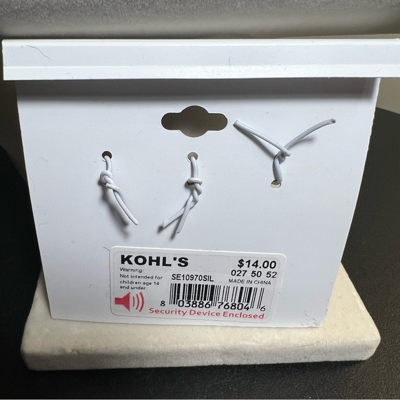 APT.9 Charms Black and Silver Power•Confidence•Elegant - Picture 3 of 3